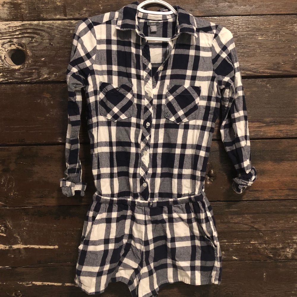 Aerie XS Flannel Romper